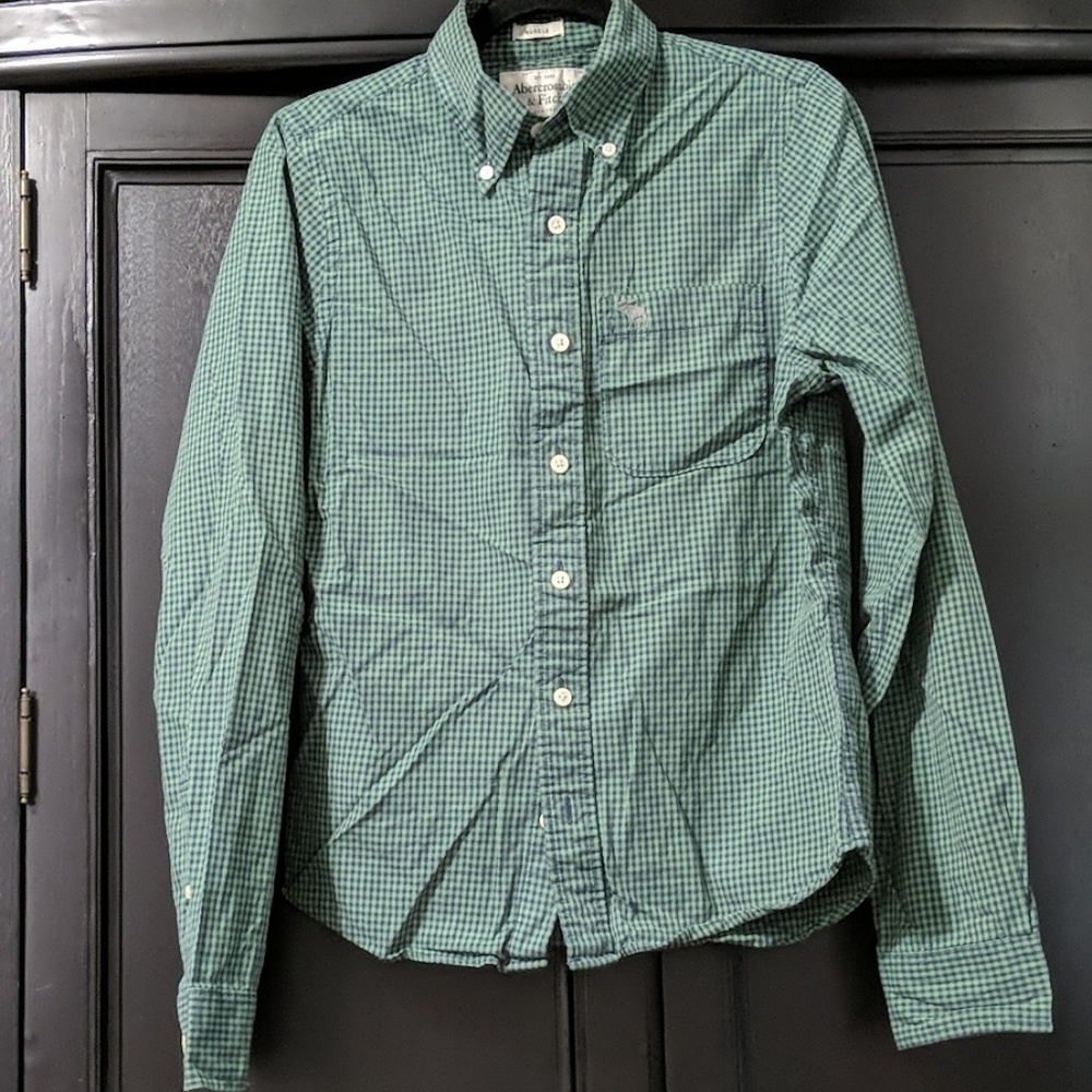 Gingham green button down A&F